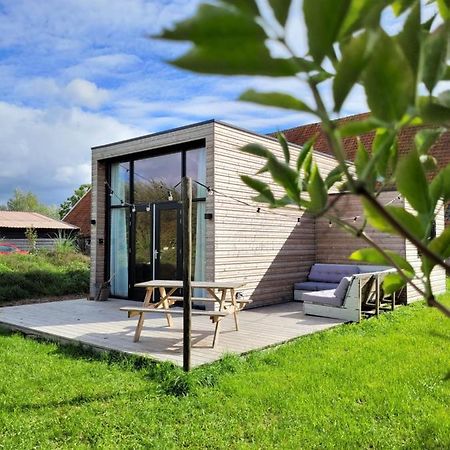 Tiny House Lantliv Oostkapelle, Bij De Boer Villa Exterior photo