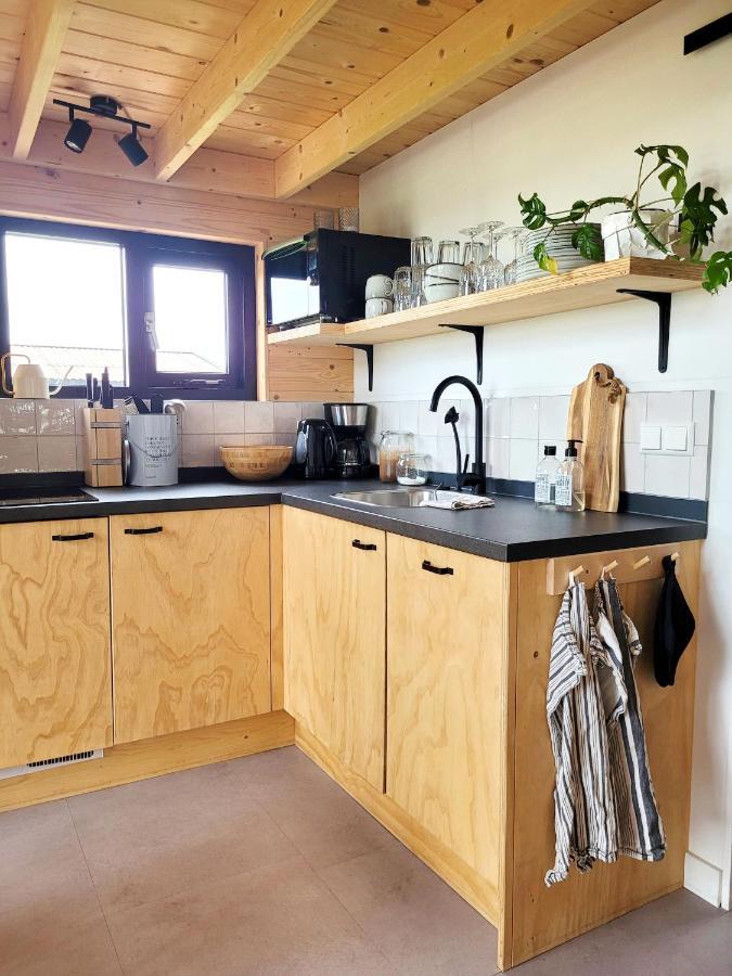 Tiny House Lantliv Oostkapelle, Bij De Boer Villa Exterior photo